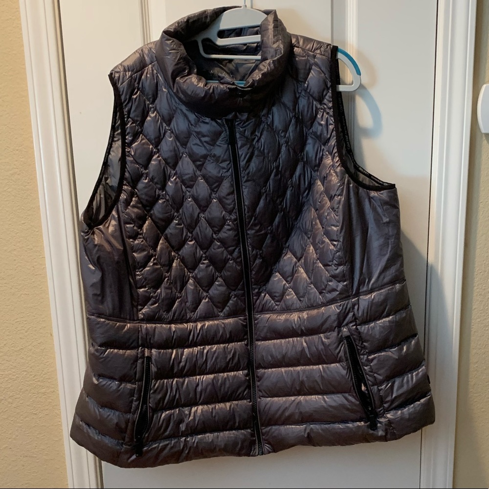 Calvin Klein Plus Sized Vest